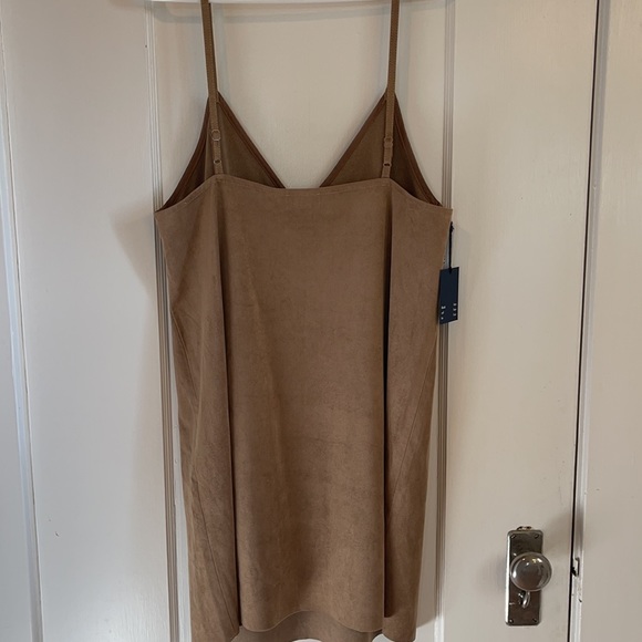 Wilfred | Aritzia NWT Suede Dress Size Large - Picture 10 of 12